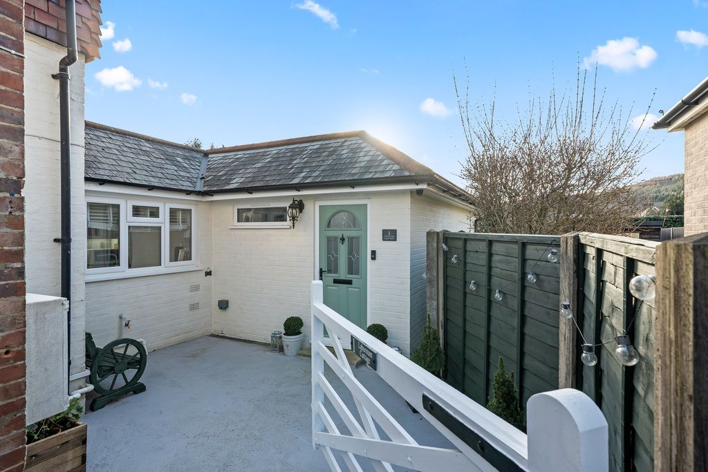 Property photo 1 of 18 Photo 14