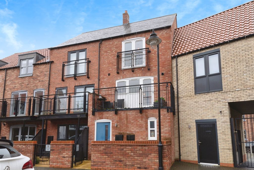 Property photo 3 of 16