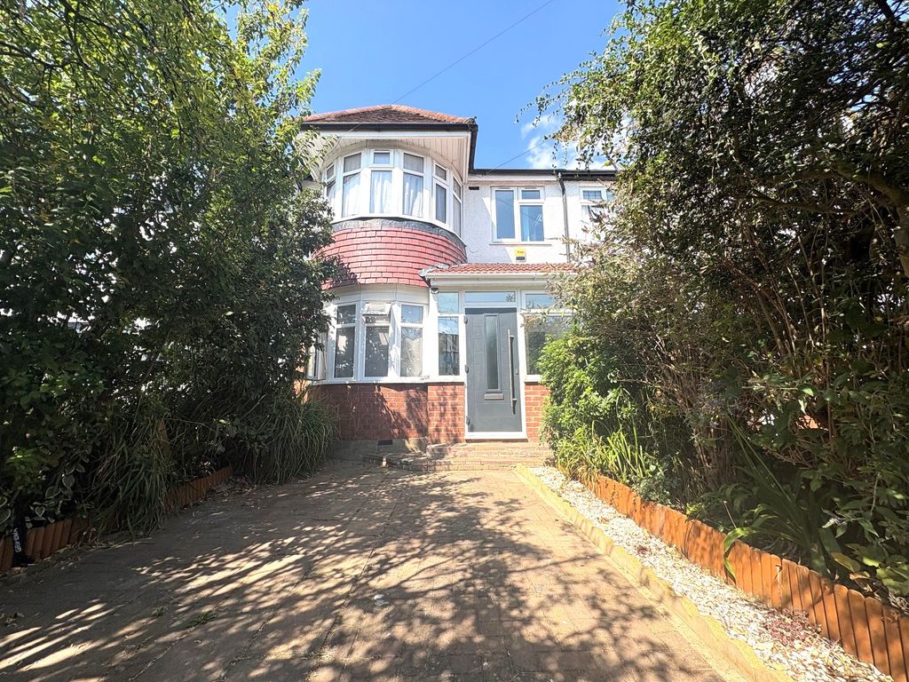 Property photo 1 of 13 301Torbayrdext