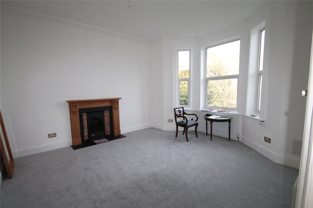 Property photo 2 of 13 Picture No. 19