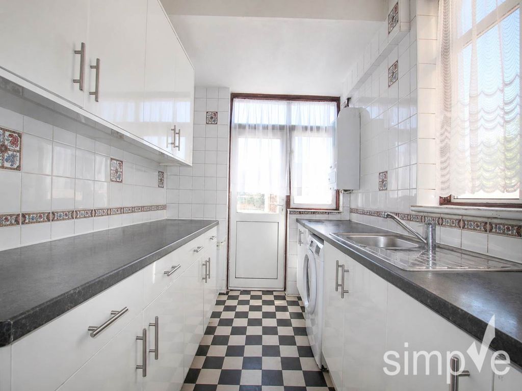 Property photo 1 of 16 Img_0452