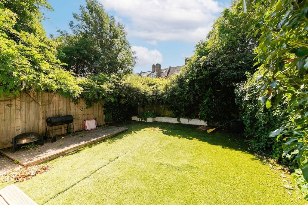 Property photo 2 of 15