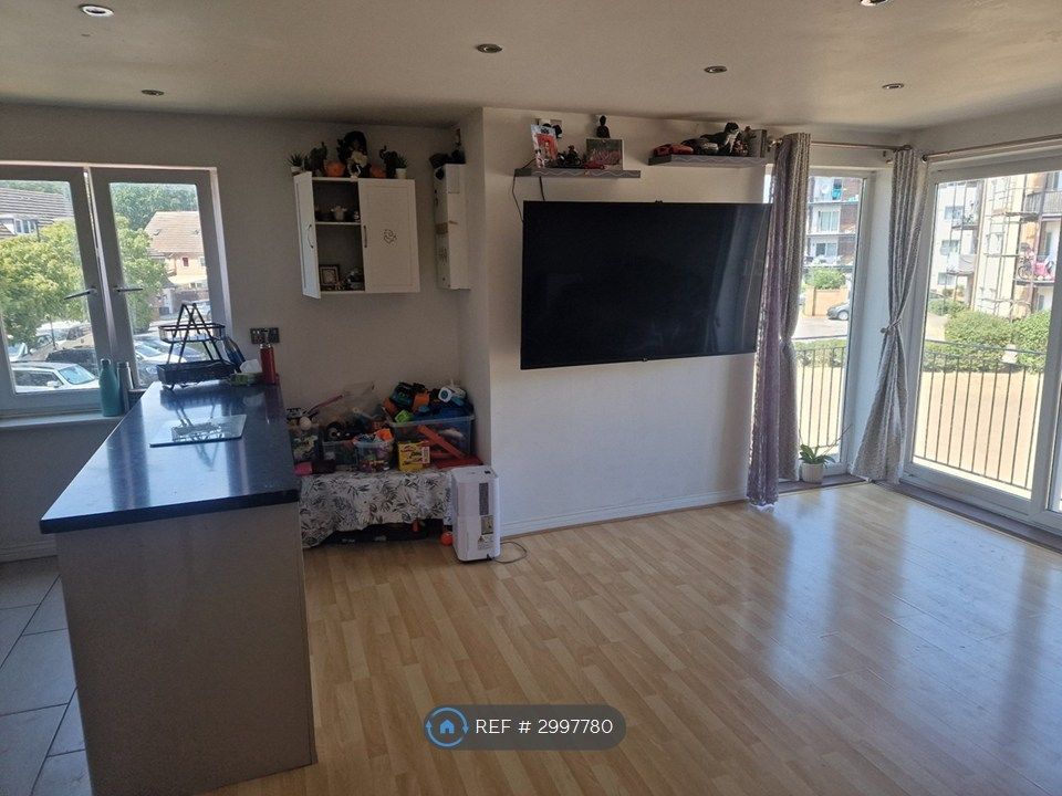 Property photo 2 of 7