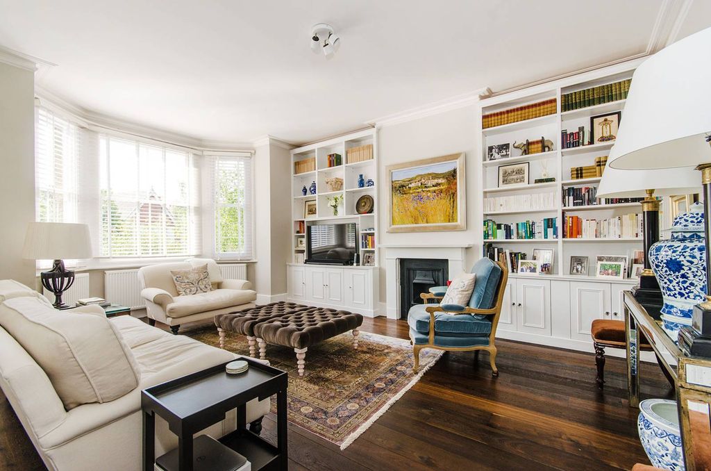 Property photo 1 of 13
