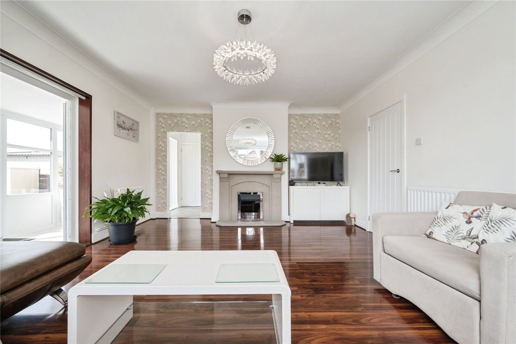 Property photo 3 of 14 Picture No. 09