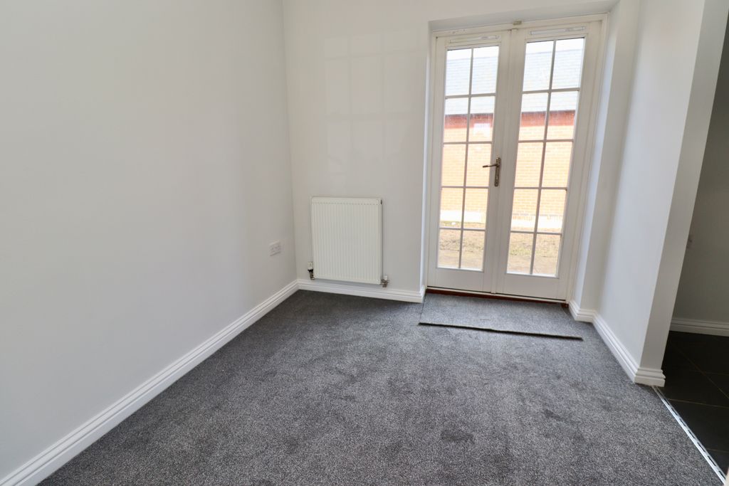 Property photo 3 of 16 Img_6913