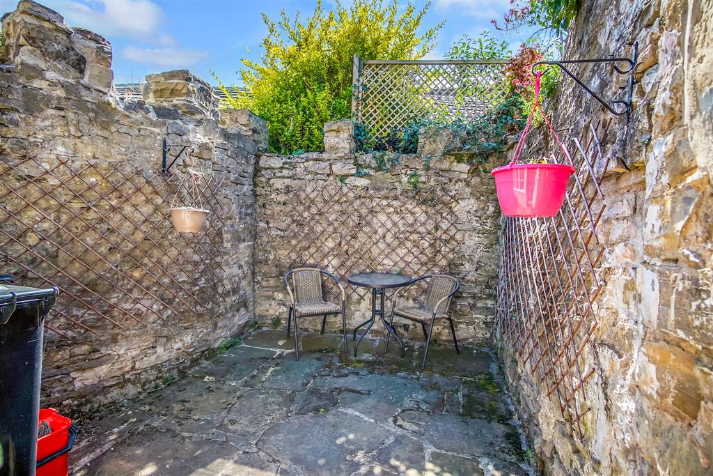 Property photo 3 of 11 Dsc01107 .Jpg