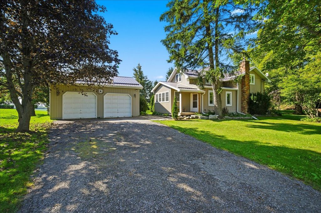 Property photo 1 of 32
