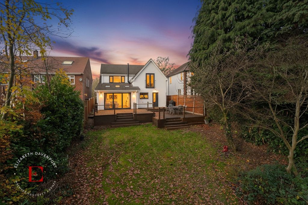 Property photo 3 of 28