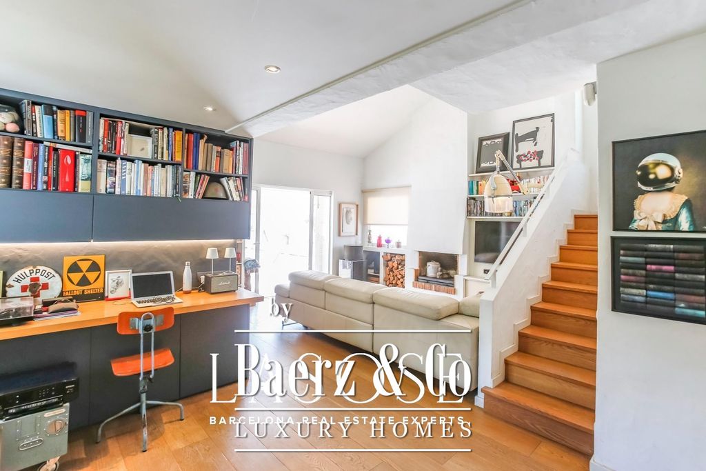 Property photo 2 of 36