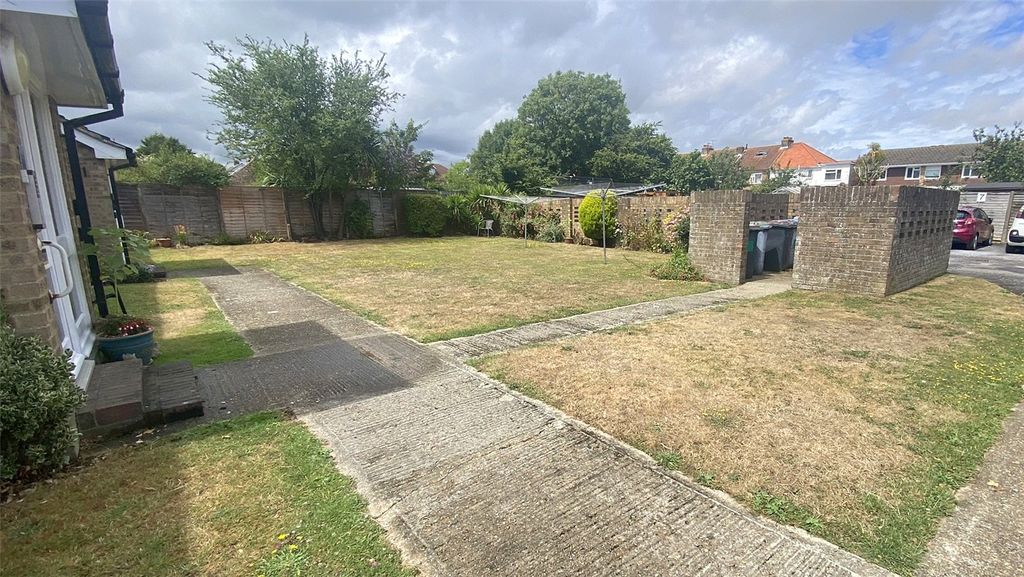 Property photo 3 of 9 Picture No. 04