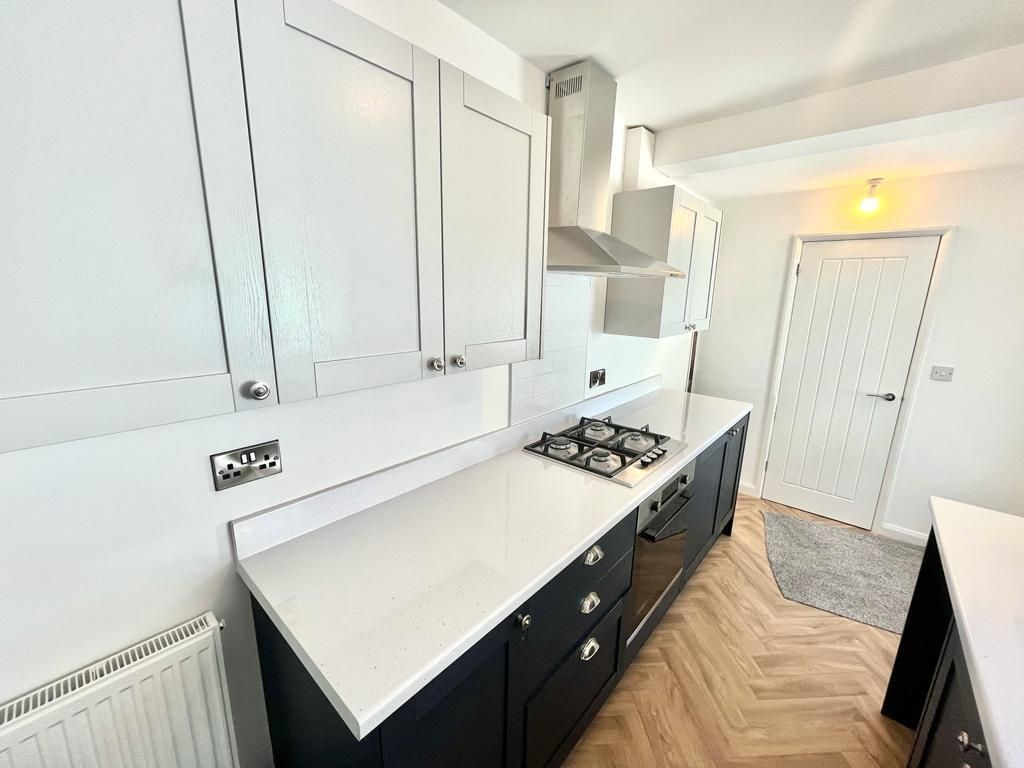 Property photo 1 of 17 Image