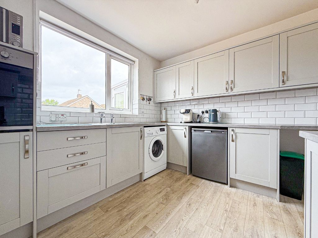 Property photo 2 of 14 4294665