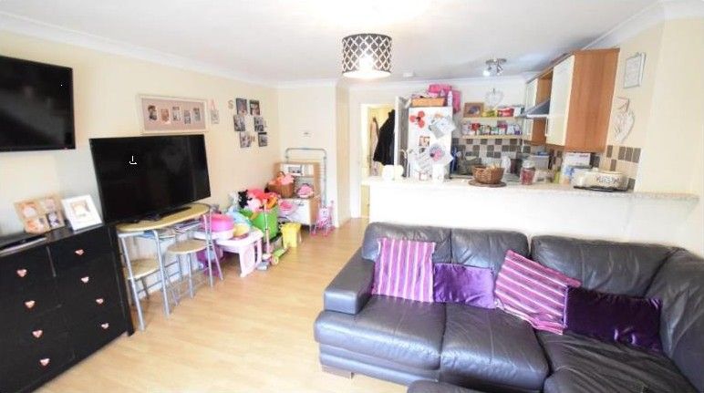 Property photo 2 of 5