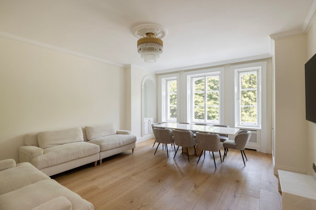 Property photo 1 of 17 Reception Room