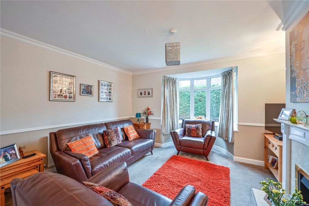 Property photo 2 of 24 Picture No. 21