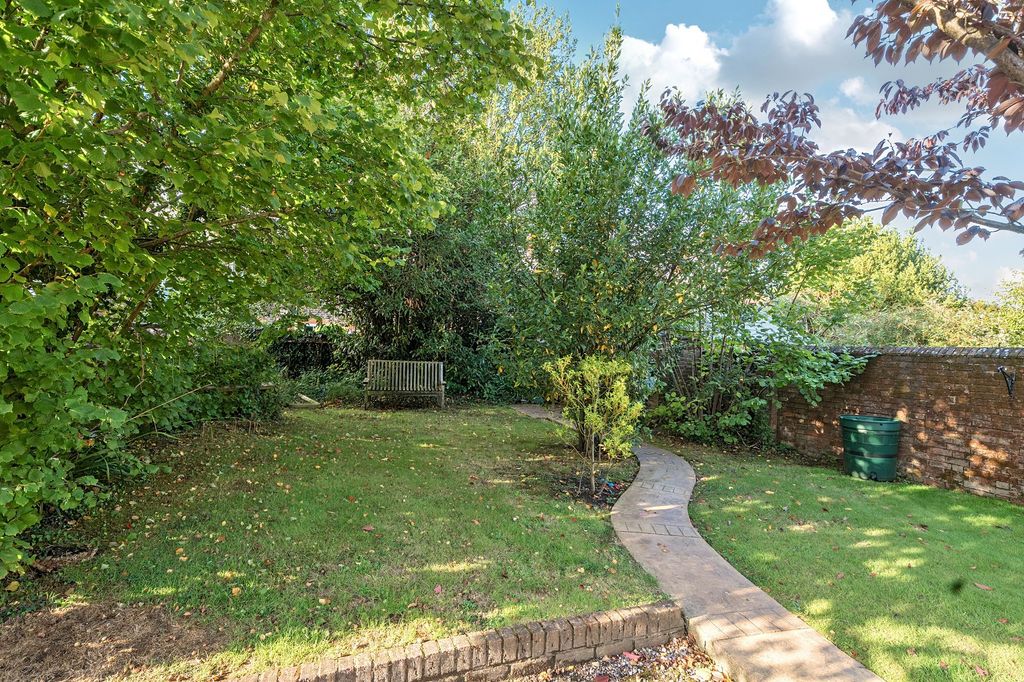 Property photo 3 of 12