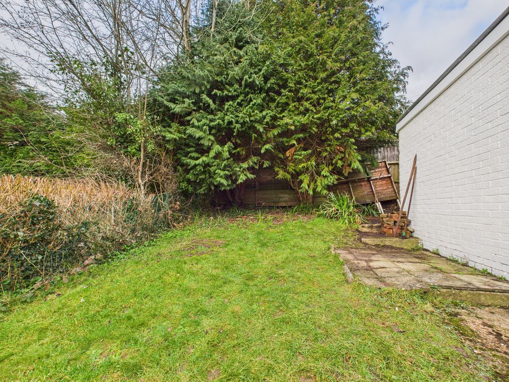 Property photo 3 of 9 Garden