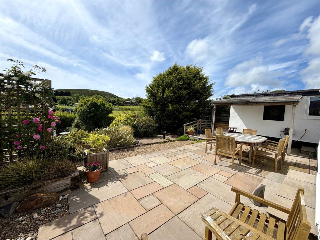 Property photo 2 of 21 Picture No. 47