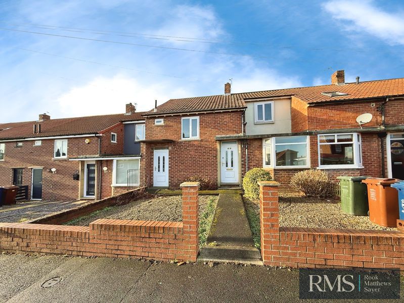 Property photo 1 of 7 Photo 4