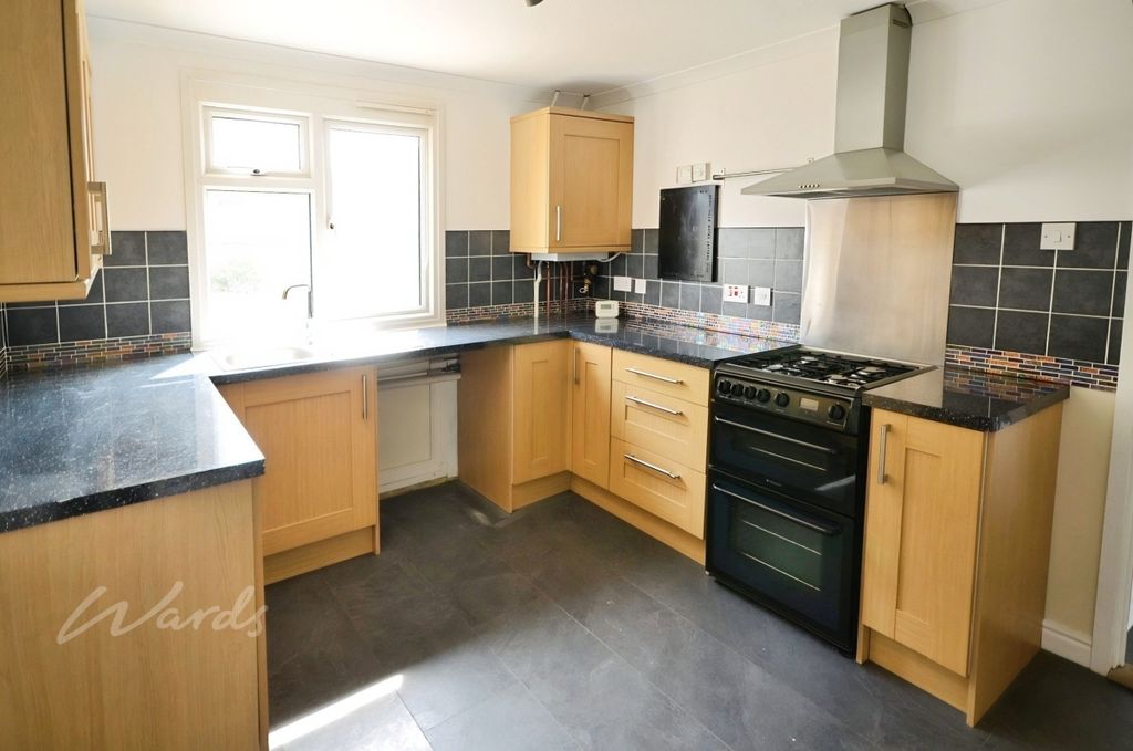 Property photo 2 of 7 Orchard Kitchen