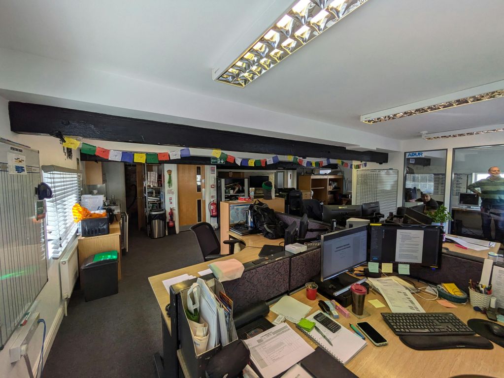 Property photo 2 of 5 1000014156.Jpg