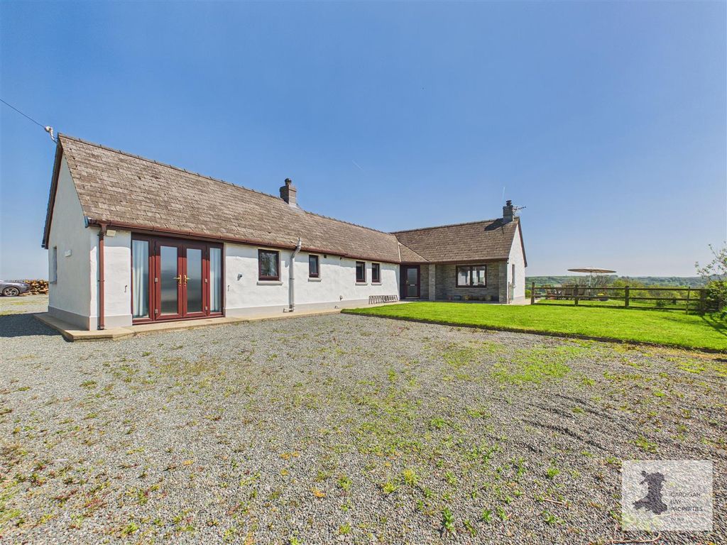 Property photo 2 of 39 Cam02276G0-Pr0248-Still012.Jpg