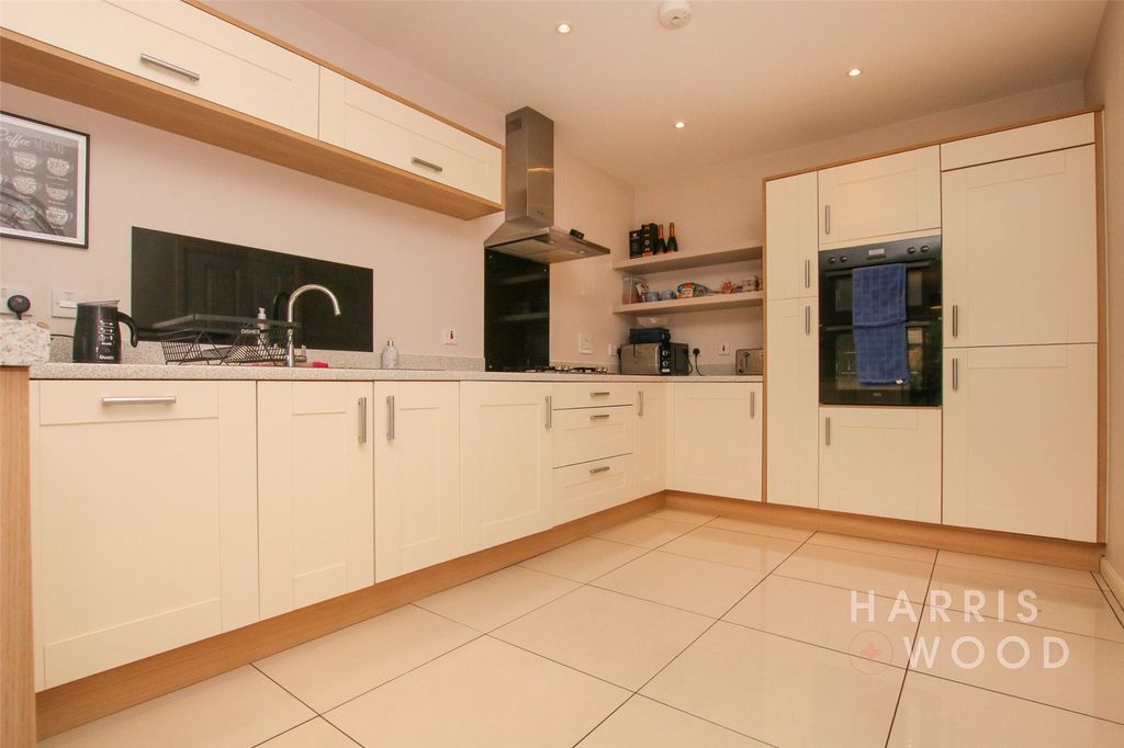 Property photo 3 of 24 Picture No. 52