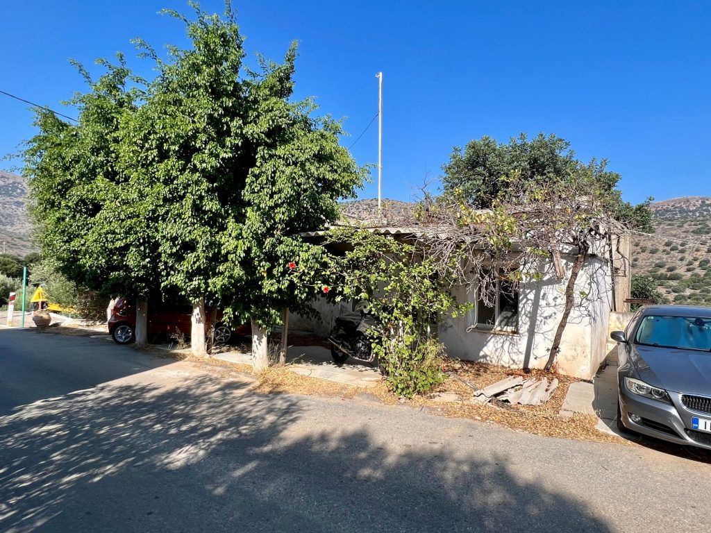 Property photo 1 of 18