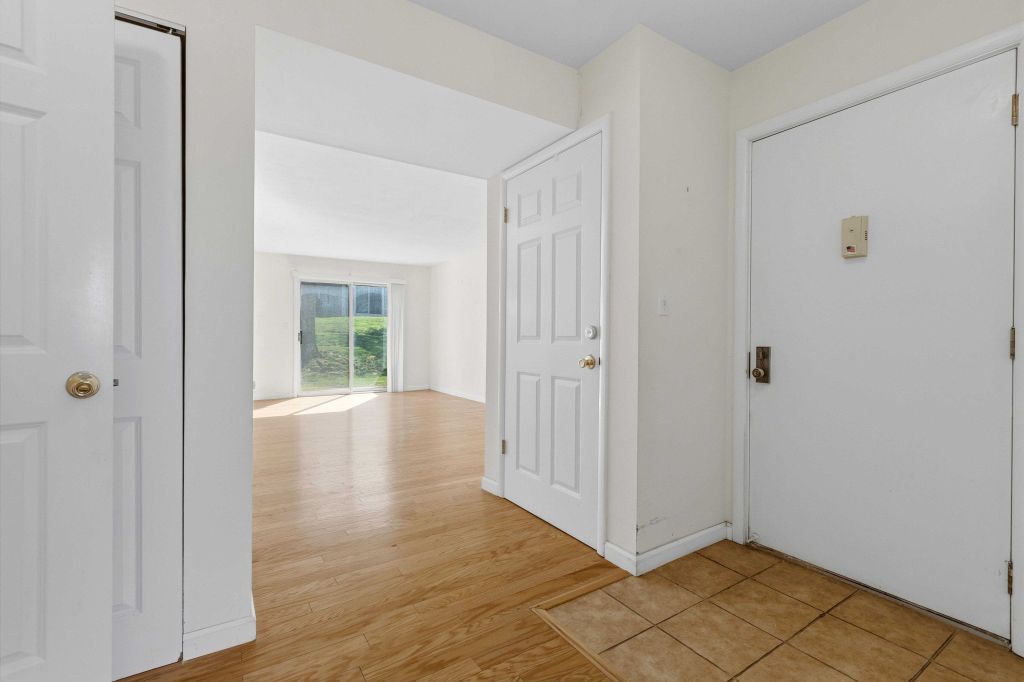 Property photo 2 of 30 <Alttext/>