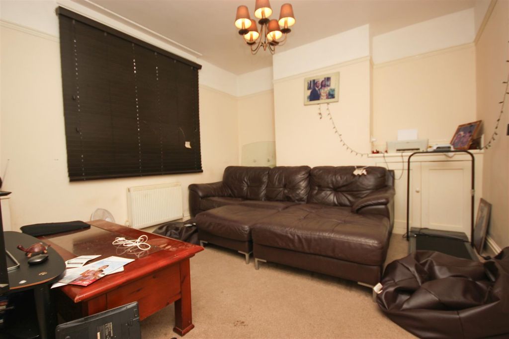 Property photo 2 of 11 Img_6062.Jpg