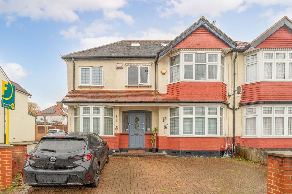 Property photo 1 of 19