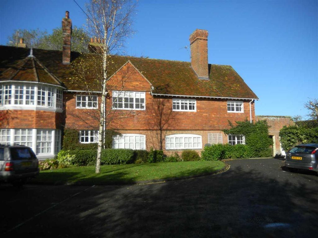Property photo 1 of 4