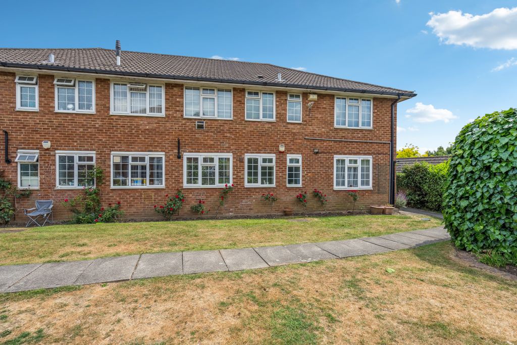 Property photo 1 of 11