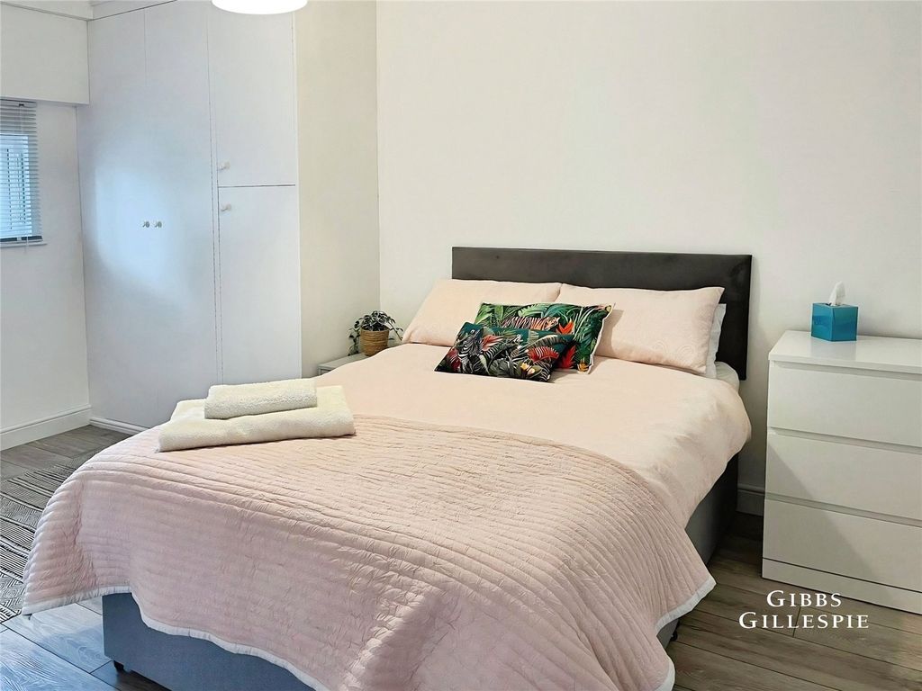 Property photo 1 of 6 Picture No. 09