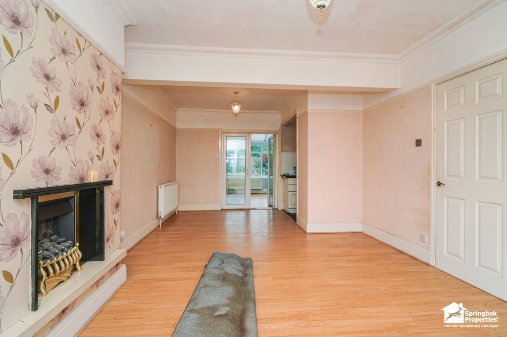 Property photo 2 of 18 Image 1