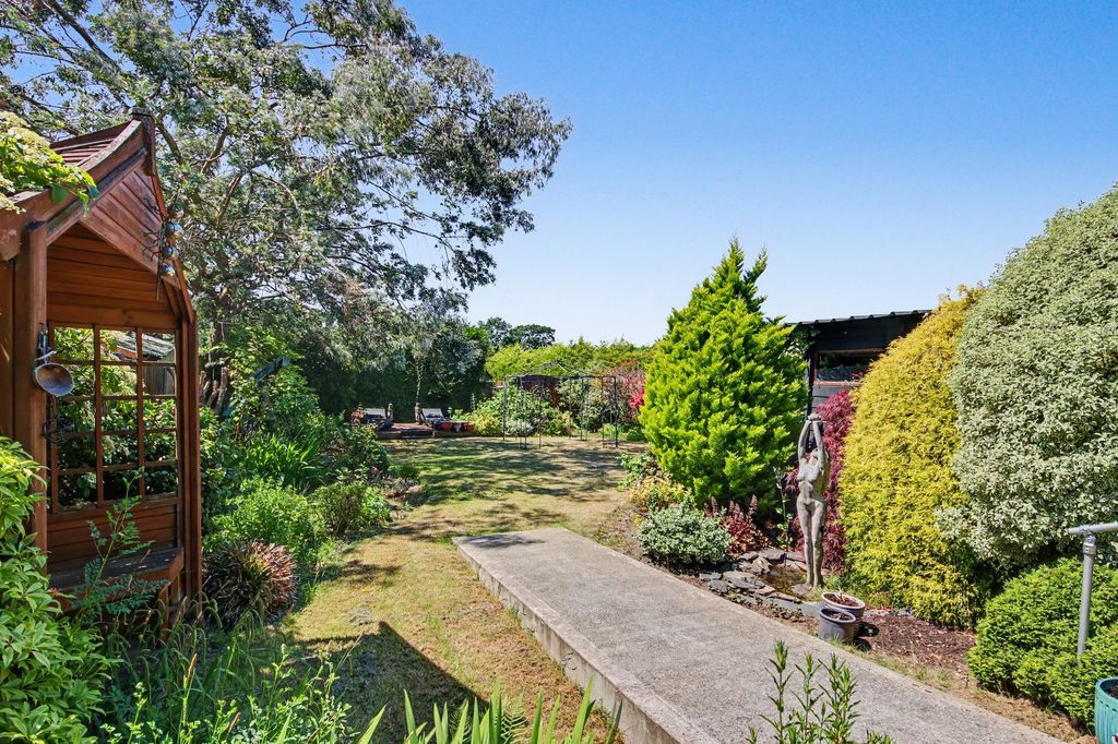 Property photo 3 of 16