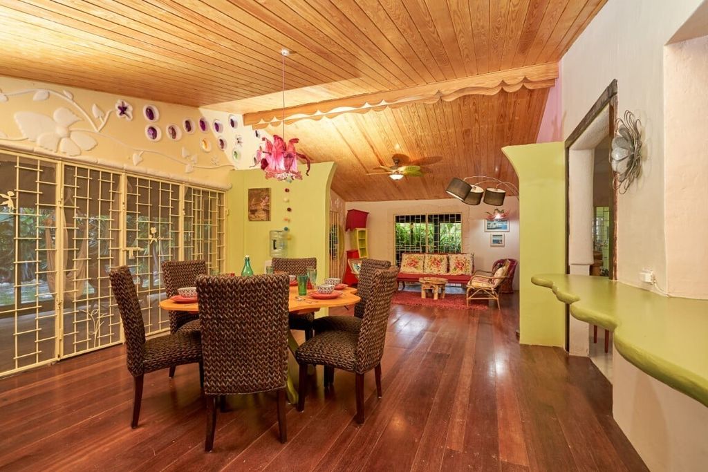 Property photo 3 of 5 <Alttext/>