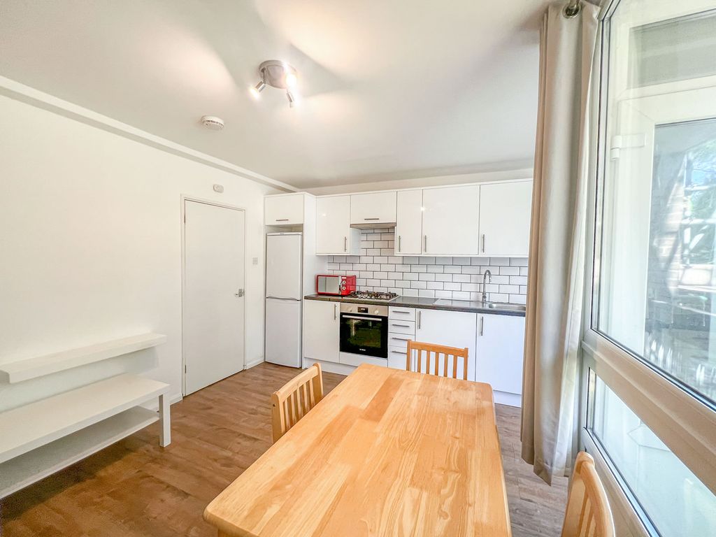 Property photo 3 of 13 Batten28437305-09-2025__21-11-28_Img_9490_Edited.Jpg