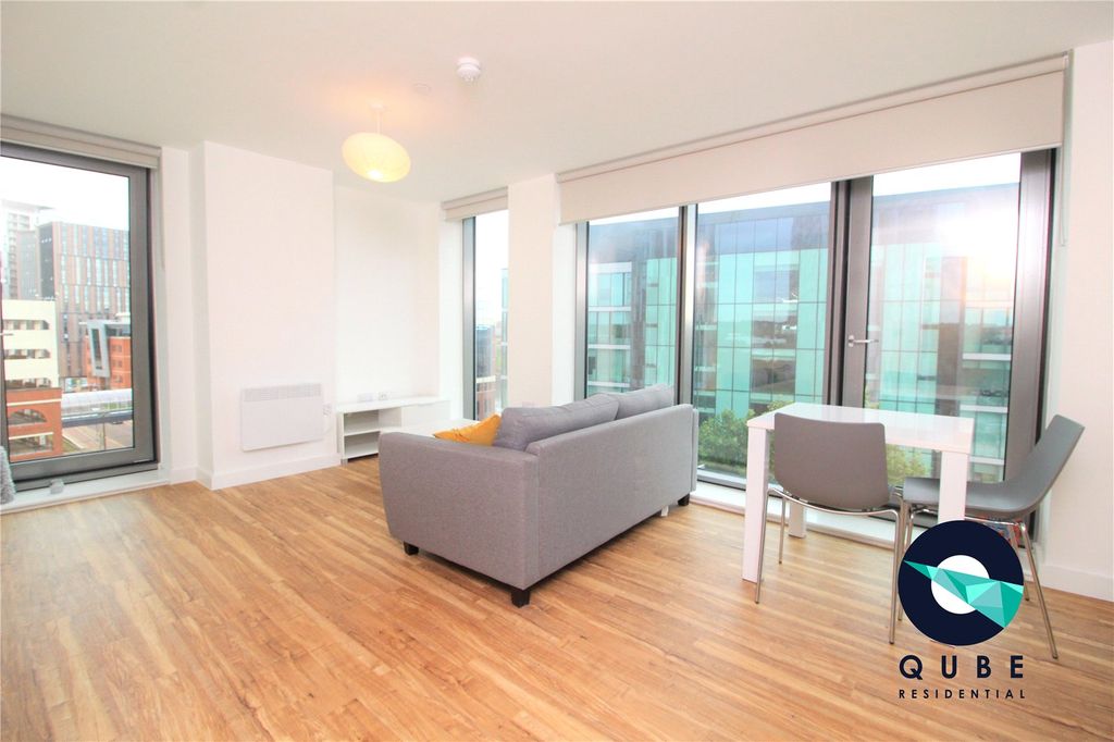 Property photo 3 of 12 Picture No. 11