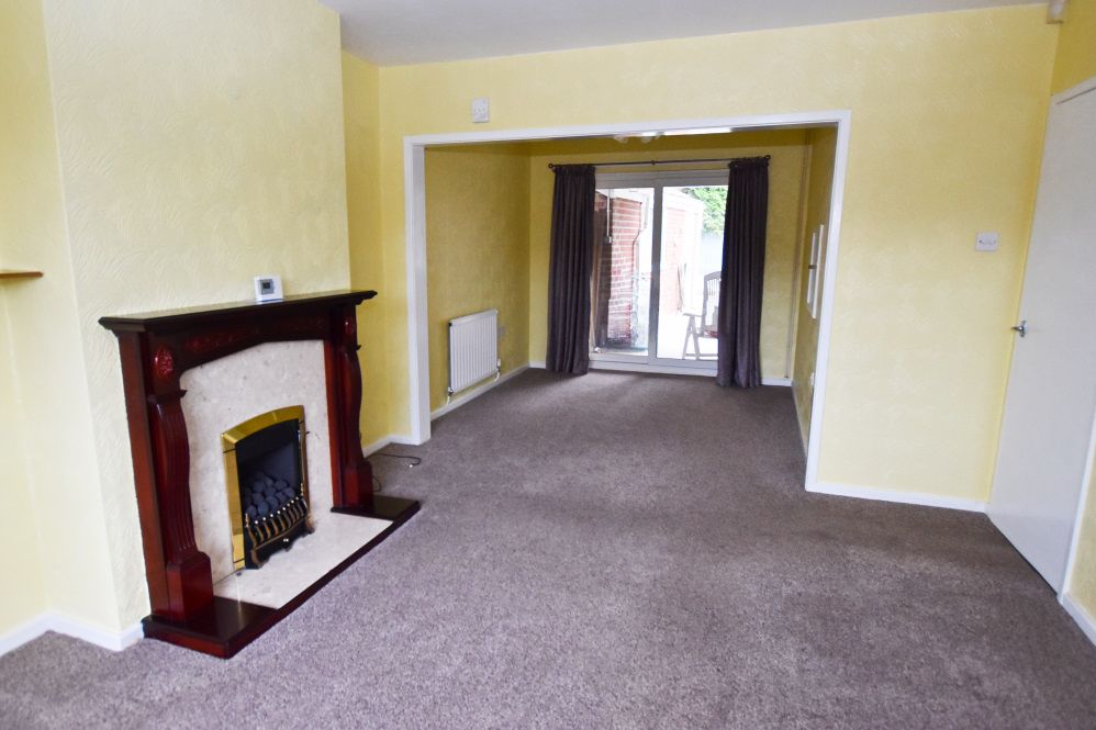 Property photo 3 of 25 Lounge Dining Room