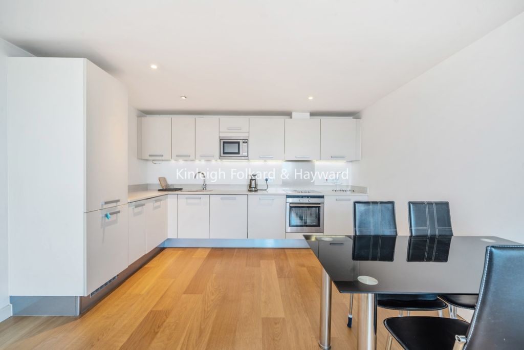 Property photo 2 of 9 Adaa8Fe6-Aadd-4B9d-A