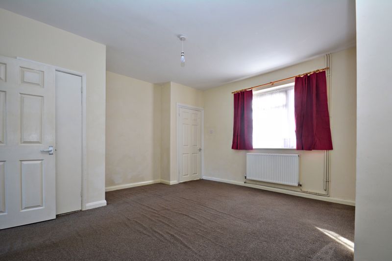 Property photo 2 of 9 Photo 9