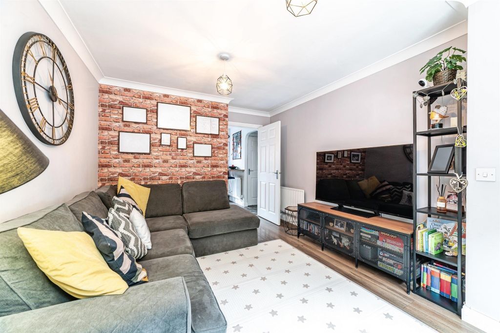 Property photo 3 of 18