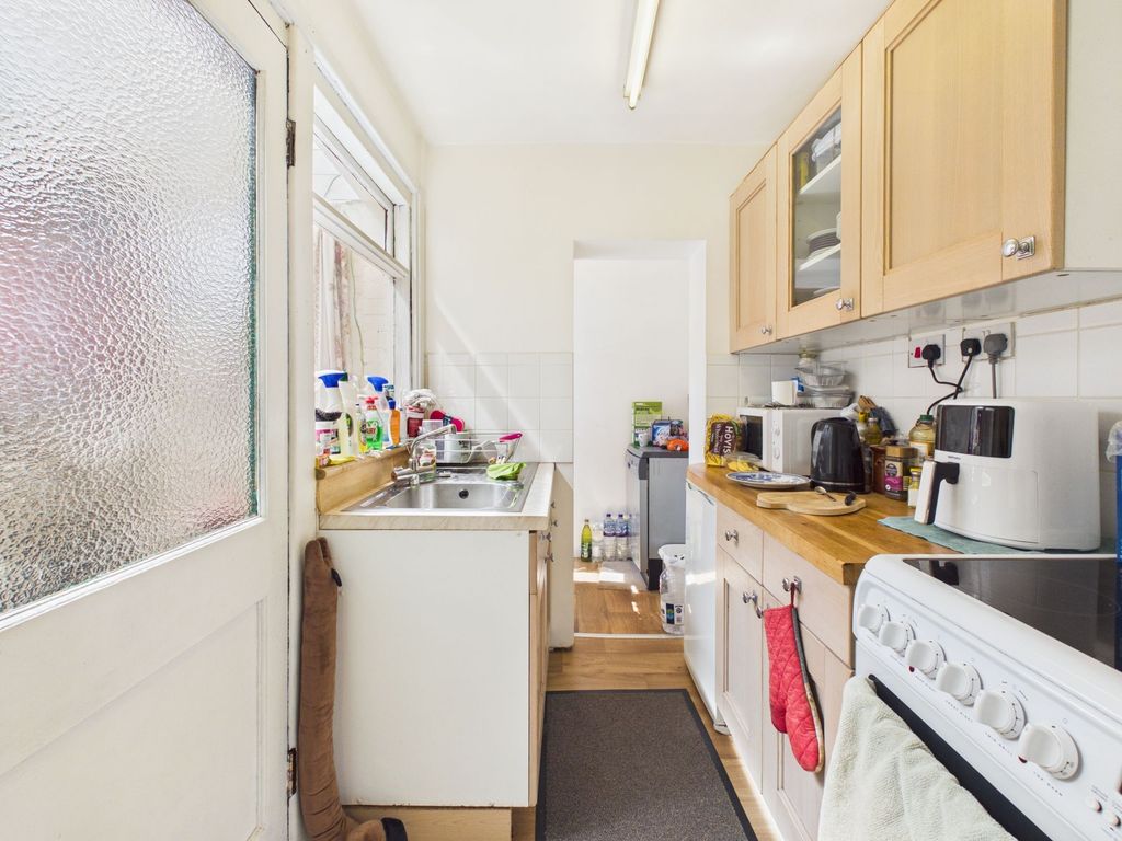 Property photo 3 of 13