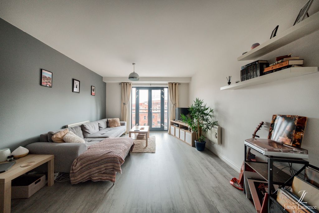 Property photo 1 of 12 Xt5A1971-Hdr(3)