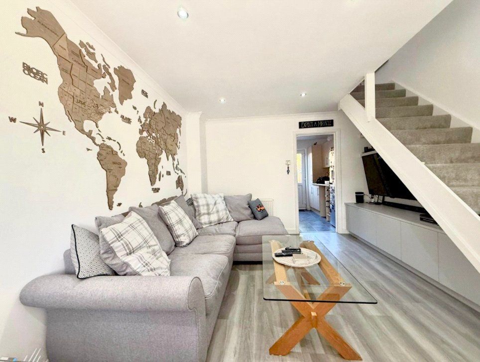 Property photo 2 of 18 Picture No. 44