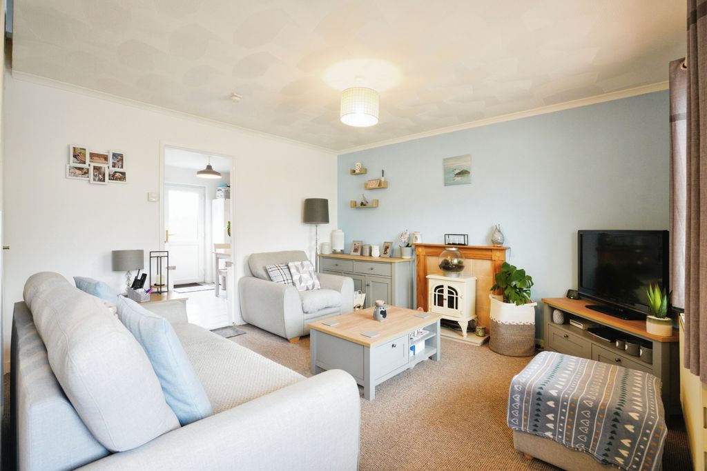Property photo 2 of 17 Photography