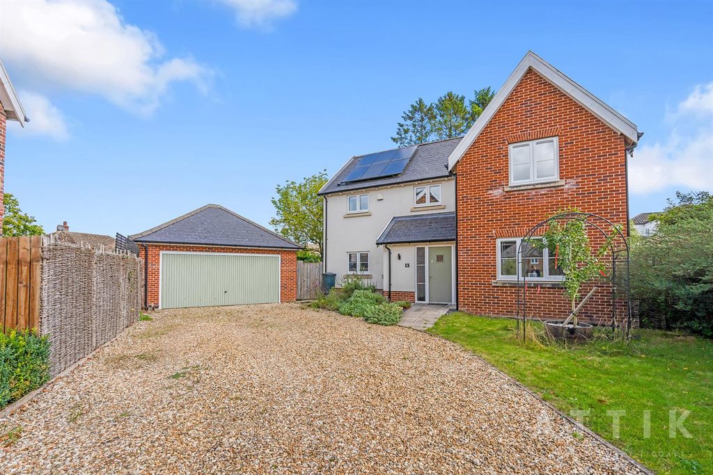 Property photo 1 of 54 Ar704474.Jpg