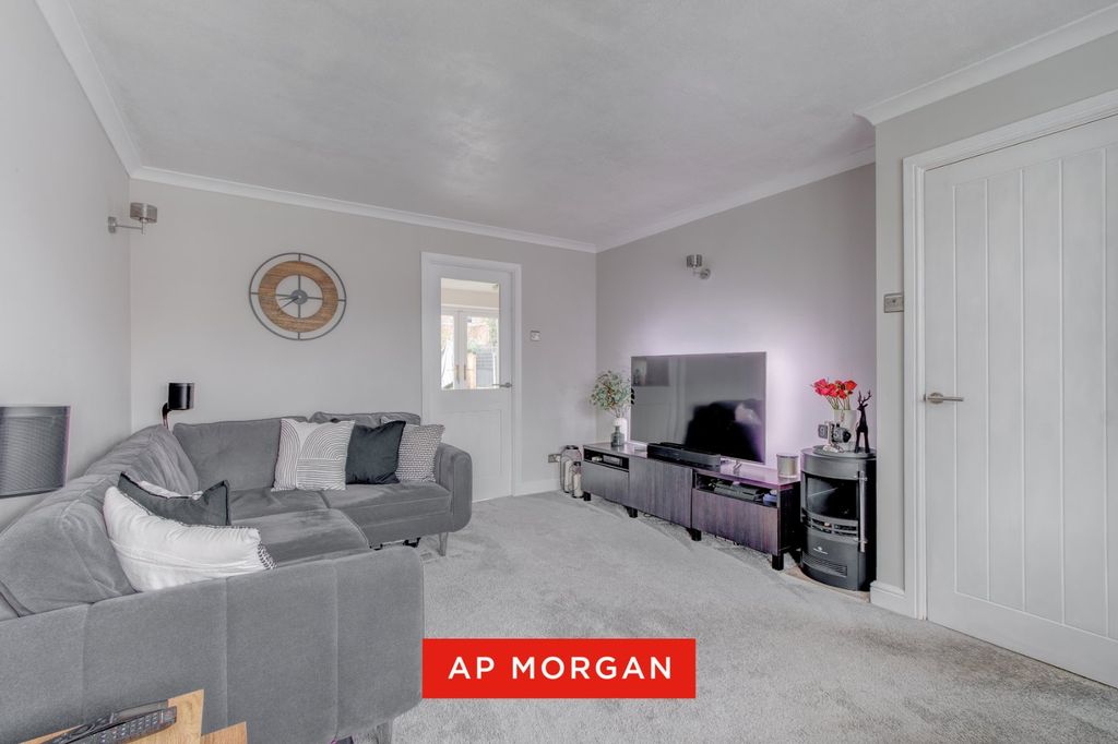 Property photo 3 of 15 Picture No. 13